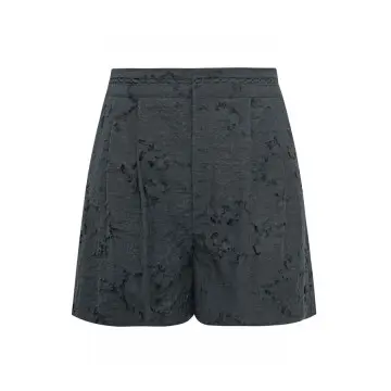 DYON D25-9529 Textured Shorts: Elevated Edge in Sustainable Softness