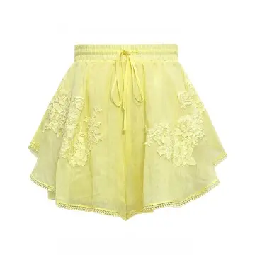 DYON D25-9986 Ramie-Lace Shorts: Sunlit Romance in Airy Elegance